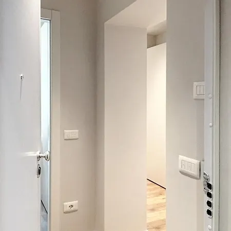 アパート G